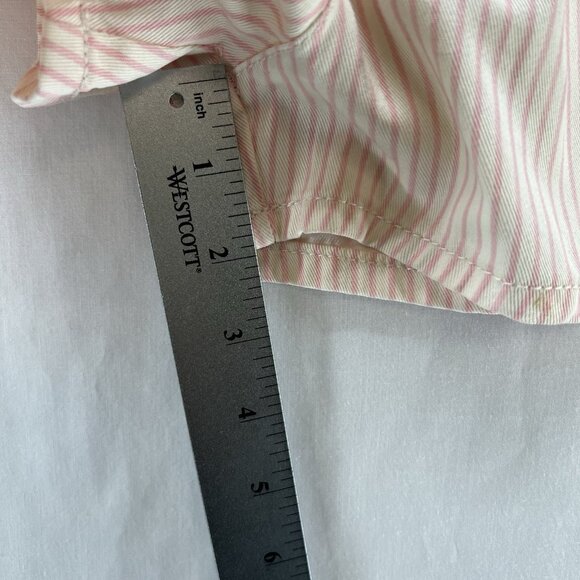 BDG Urban Outfitters Short Womens Sz S-P Pleated High Waisted Striped Cream Pink - Picture 7 of 9